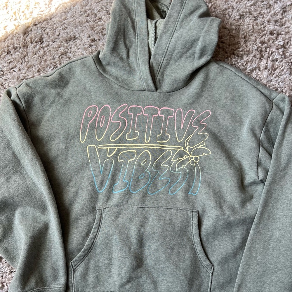 Old Navy Crop Hoodie Size 14/16 Girls